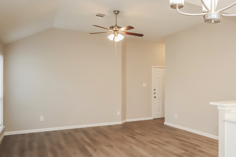 1,885/Mo, 5341 Tallowwood Terrace Katy, TX 77493 Living Room View 5