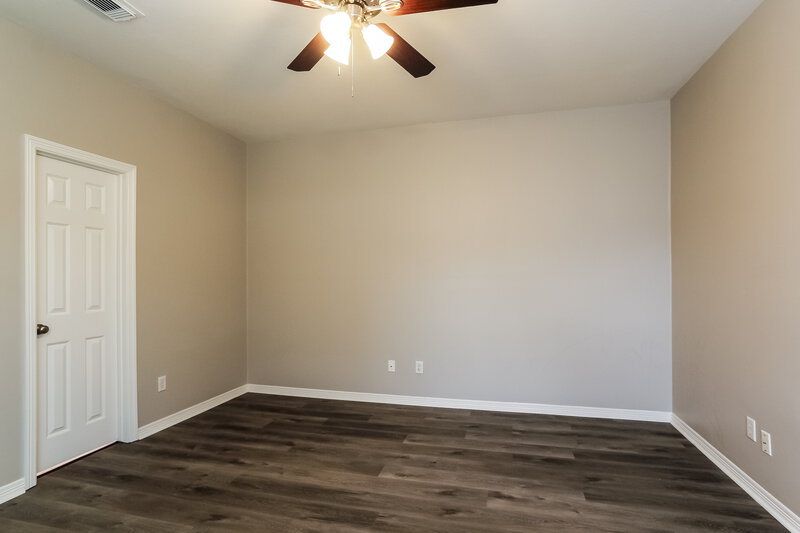 1,890/Mo, 21119 Sweet River Ln Tomball, TX 77375 Main Bedroom View