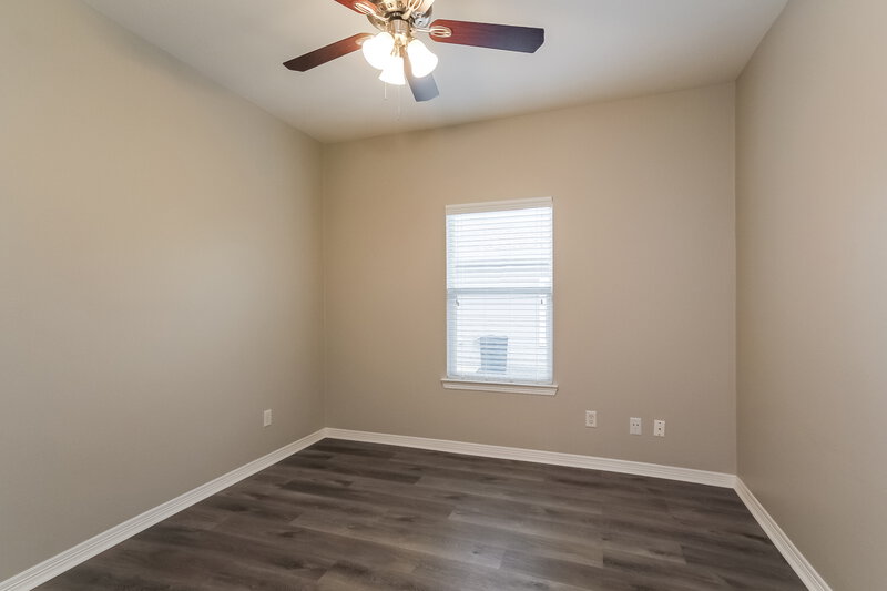 1,890/Mo, 21119 Sweet River Ln Tomball, TX 77375 Bedroom View