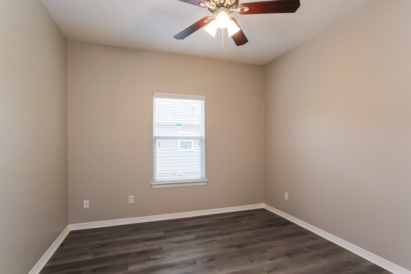 1,890/Mo, 21119 Sweet River Ln Tomball, TX 77375 Bedroom View 3
