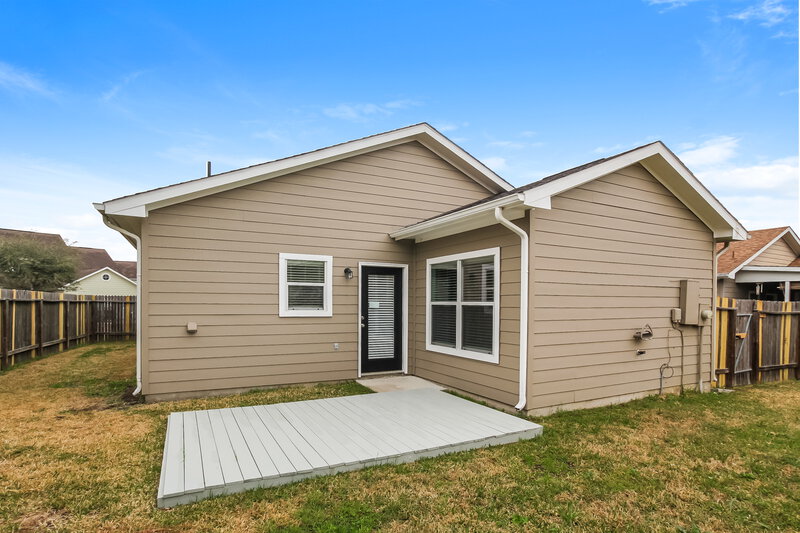 1,890/Mo, 21119 Sweet River Ln Tomball, TX 77375 Rear View