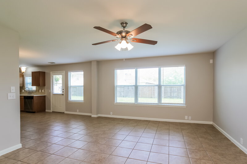 2,250/Mo, 4742 Markham Woods Ct Houston, TX 77345 Living Room View