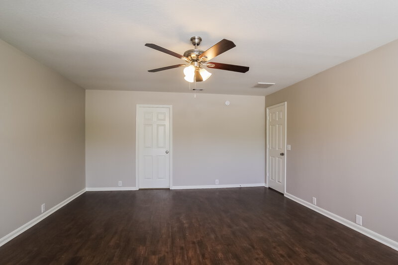 2,250/Mo, 4742 Markham Woods Ct Houston, TX 77345 Main Bedroom View 2