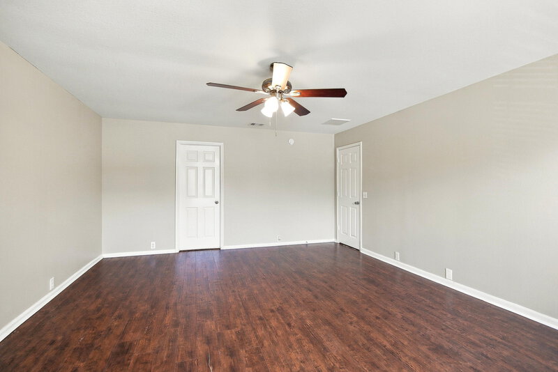 1,825/Mo, 4742 Markham Woods Ct Houston, TX 77345 Primary Bedroom View 2
