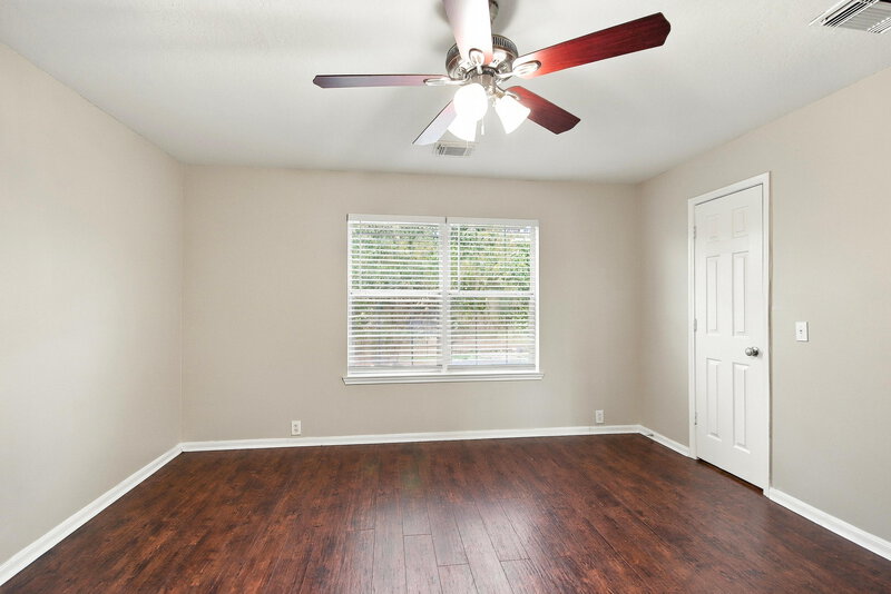 1,825/Mo, 4742 Markham Woods Ct Houston, TX 77345 Bedroom View 2
