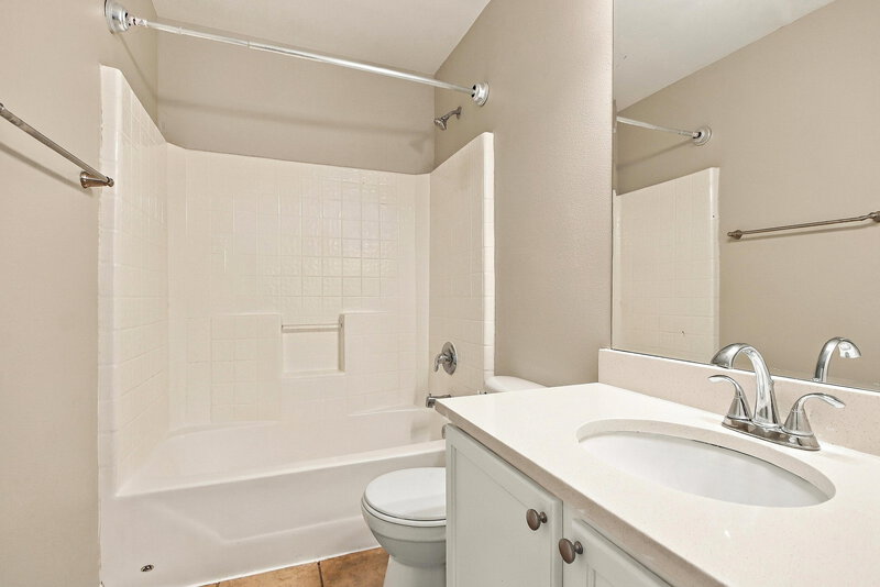 1,825/Mo, 4742 Markham Woods Ct Houston, TX 77345 Bathroom View