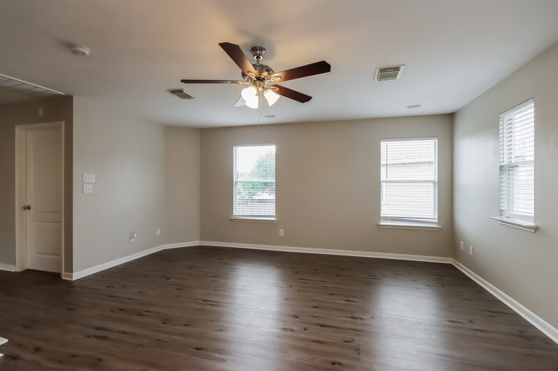 2,160/Mo, 8102 Villandry Ln Humble, TX 77338 Loft View
