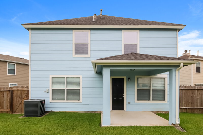 2,160/Mo, 8102 Villandry Ln Humble, TX 77338 Rear View