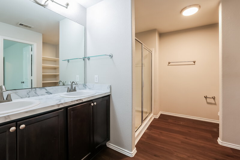 2,155/Mo, 20335 Louetta Reach Dr Spring, TX 77388 Main Bathroom View