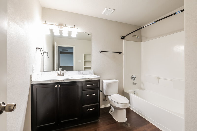 2,155/Mo, 20335 Louetta Reach Dr Spring, TX 77388 Main Bathroom View 2