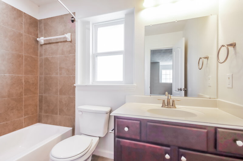 2,145/Mo, 2827 Dustin Pl Ct Humble, TX 77396 Bathroom View