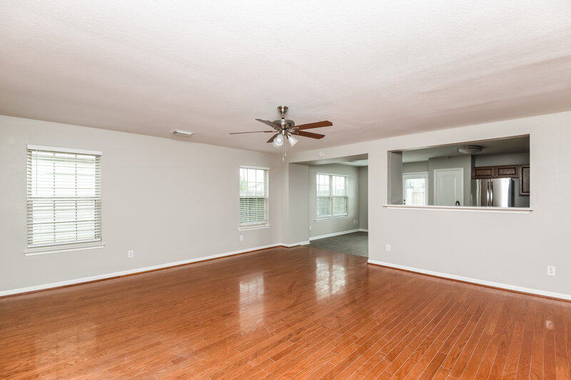2,760/Mo, 6339 Bright Bloom Ln Spring, TX 77379 Living Room View 2