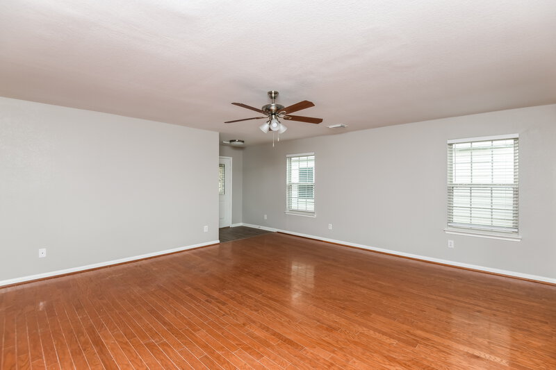 2,760/Mo, 6339 Bright Bloom Ln Spring, TX 77379 Living Room View 3