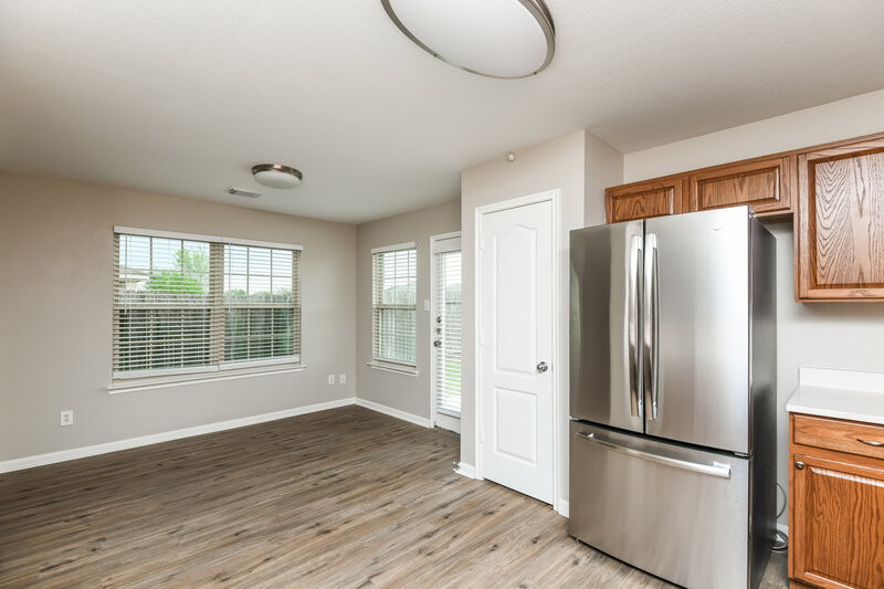 2,760/Mo, 6339 Bright Bloom Ln Spring, TX 77379 Kitchen View 4