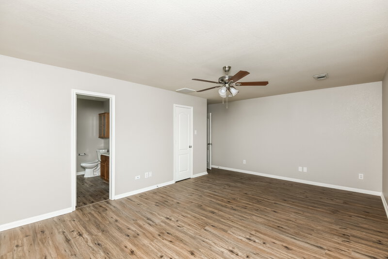 2,760/Mo, 6339 Bright Bloom Ln Spring, TX 77379 Main Bedroom View