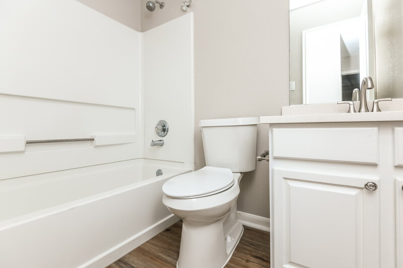 2,760/Mo, 6339 Bright Bloom Ln Spring, TX 77379 Bathroom View