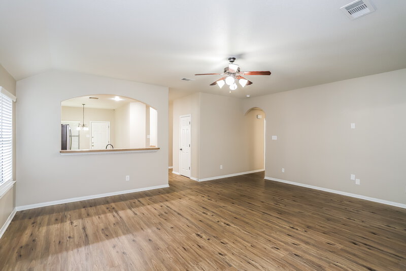 2,065/Mo, 2410 Lexington Park Dr Spring, TX 77373 Living Room View 2