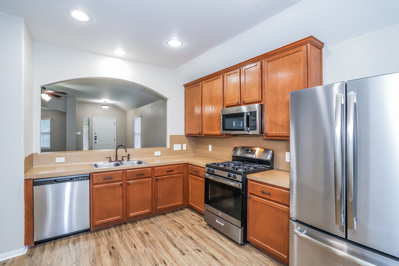 2,065/Mo, 2410 Lexington Park Dr Spring, TX 77373 Kitchen View 2