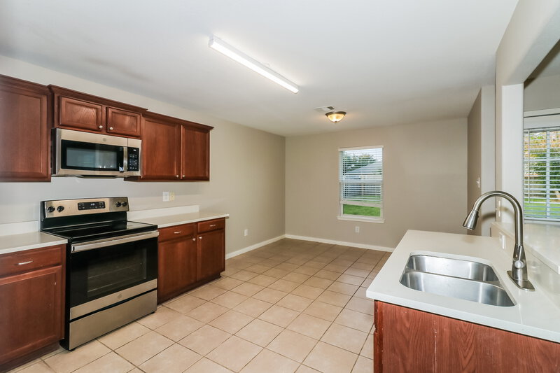 1,795/Mo, 6823 Clover Walk Ln Richmond, TX 77469 Kitchen View 2