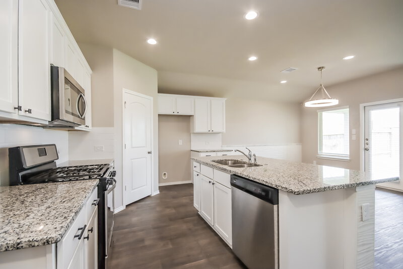 2,130/Mo, 18218 Cascadia Mill Ct New Caney, TX 77357 Kitchen View 2