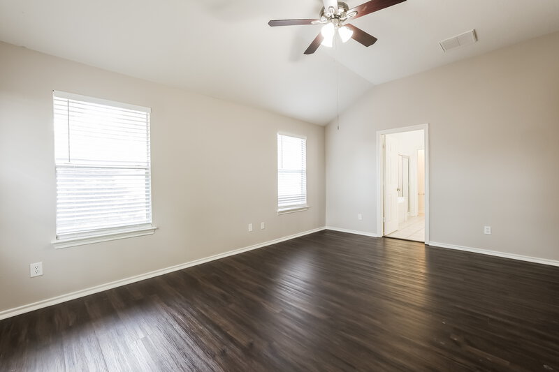 2,105/Mo, 7411 Telico Junction Ln Humble, TX 77346 Main Bedroom View