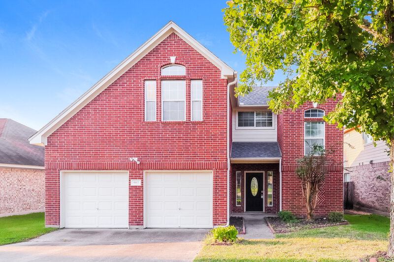 1,950/Mo, 985 Oak Falls Dr Willis, TX 77378 External View
