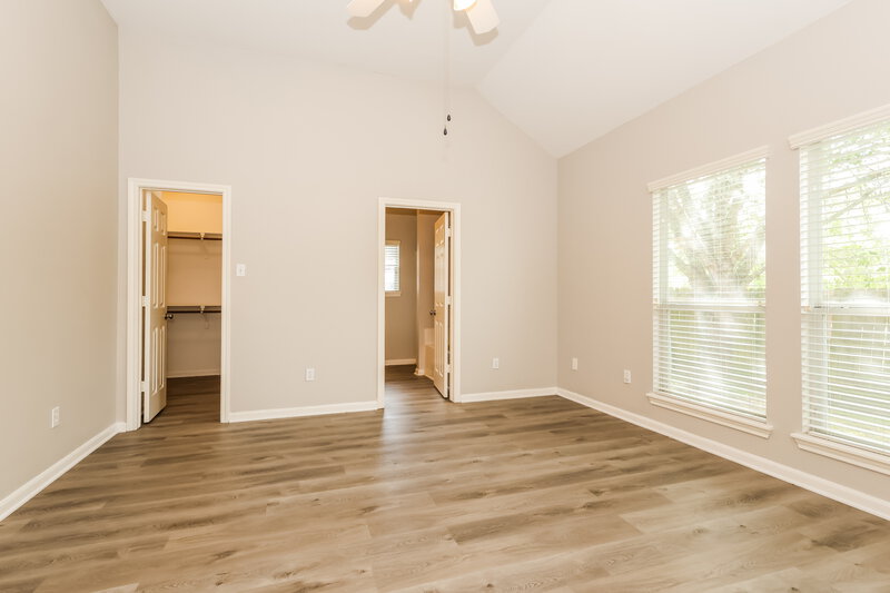 2,030/Mo, 985 Oak Falls Dr Willis, TX 77378 Main Bedroom View