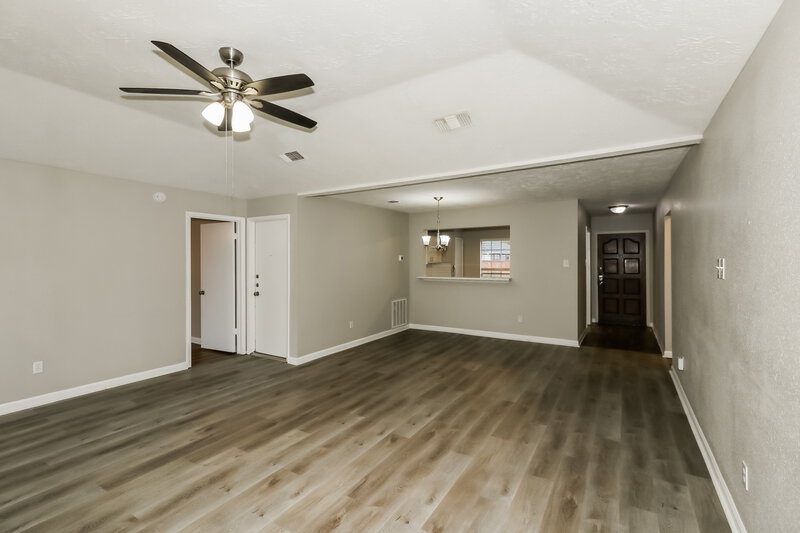 1,790/Mo, 16507 Quail Meadow Dr Missouri City, TX 77489 Living Room View 2