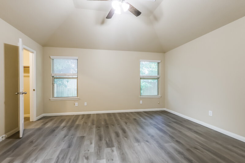 1,720/Mo, 988 Arbor Glen Conroe, TX 77303 Main Bedroom View