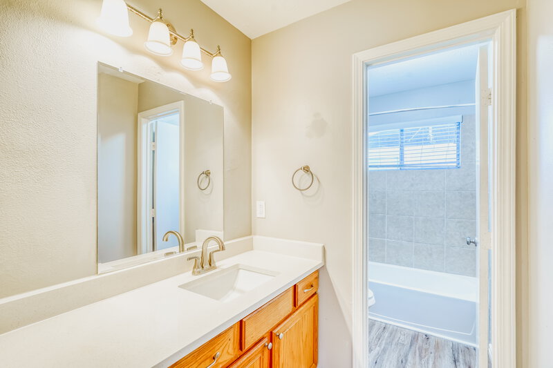 2,025/Mo, 6614 Valerian Ln Katy, TX 77449 Bathroom View
