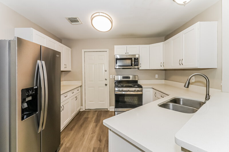 1,935/Mo, 10842 Riana Dr Houston, TX 77065 Kitchen View