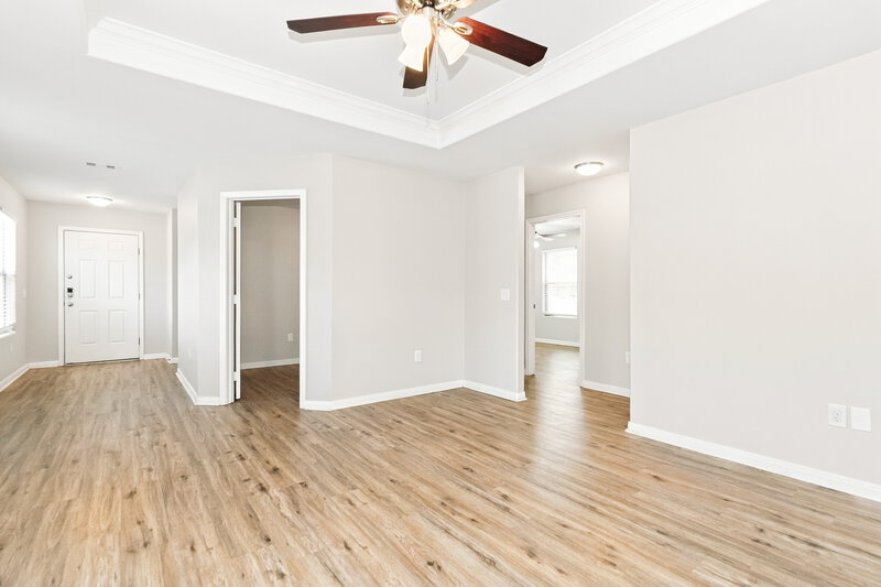 1,885/Mo, 9927 Sanders Rose Ln Houston, TX 77044 Living Room View 2