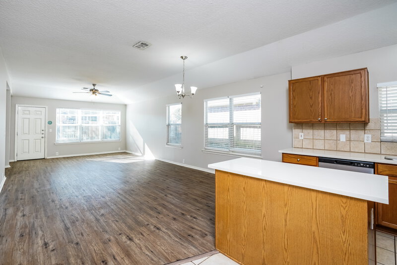 1,805/Mo, 18331 Atasca Woods Trace Humble, TX 77346 Dining Room View 2