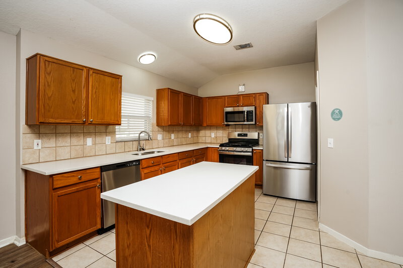 1,805/Mo, 18331 Atasca Woods Trace Humble, TX 77346 Kitchen View