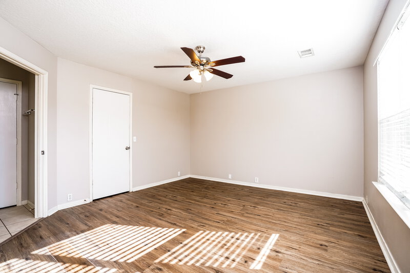 1,805/Mo, 18331 Atasca Woods Trace Humble, TX 77346 Main Bedroom View