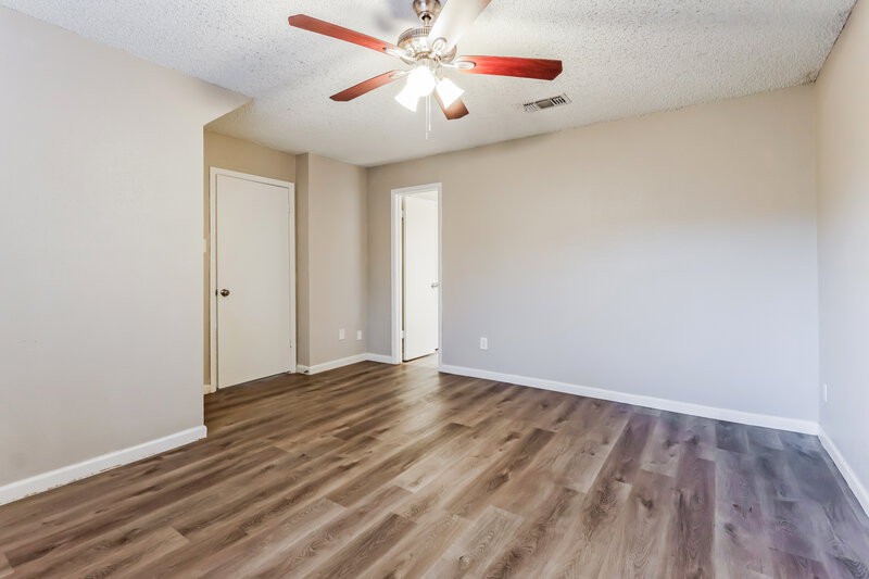 1,715/Mo, 4310 Shalom Creek Ln Spring, TX 77388 Main Bedroom View 2