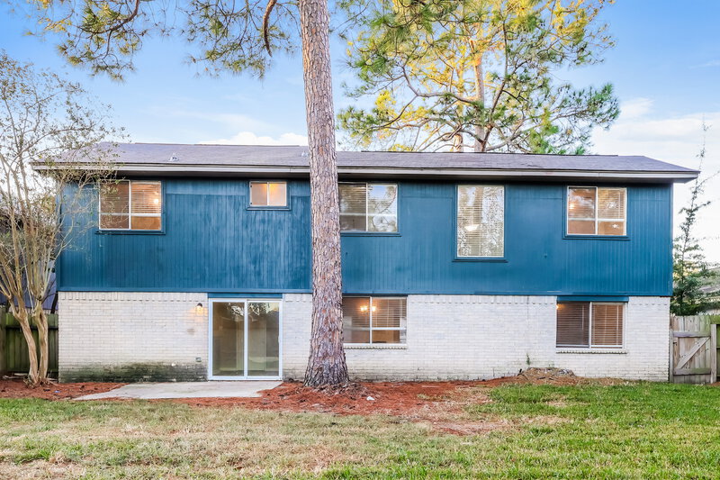 1,715/Mo, 4310 Shalom Creek Ln Spring, TX 77388 Rear View