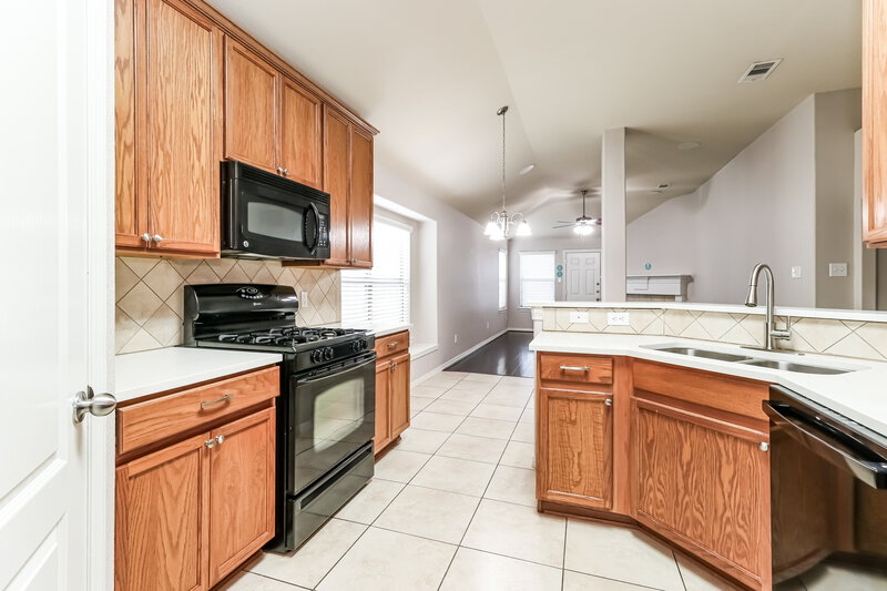 1,880/Mo, 969 Oak Lynn Dr Willis, TX 77378 Kitchen View