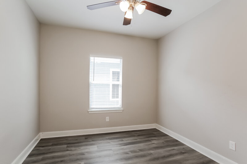 1,815/Mo, 21314 Cherry Canyon Ln Tomball, TX 77375 Bedroom View