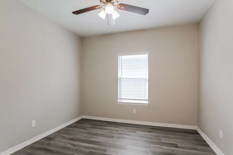 1,815/Mo, 21314 Cherry Canyon Ln Tomball, TX 77375 Bedroom View 2