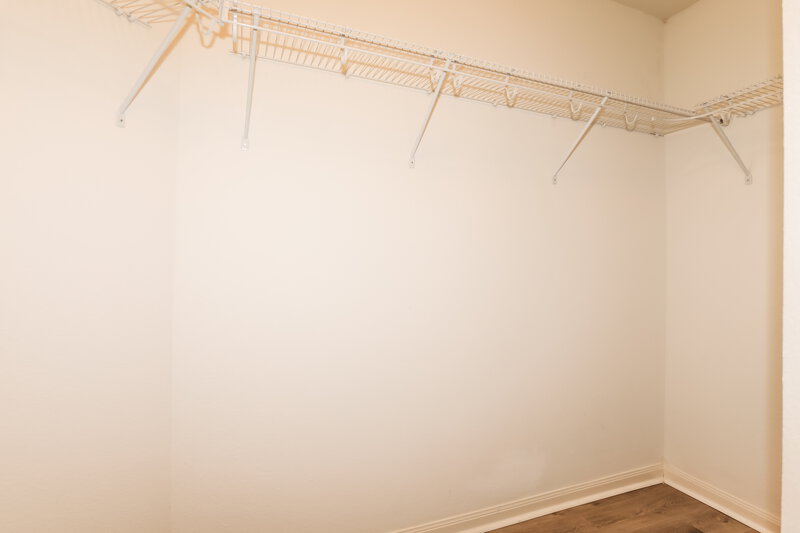 1,865/Mo, 12039 Quartersawn Ln Pinehurst, TX 77362 Walk In Closet View