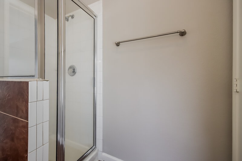 2,080/Mo, 19343 Aspen Trails Dr Katy, TX 77449 Main Bathroom View 2