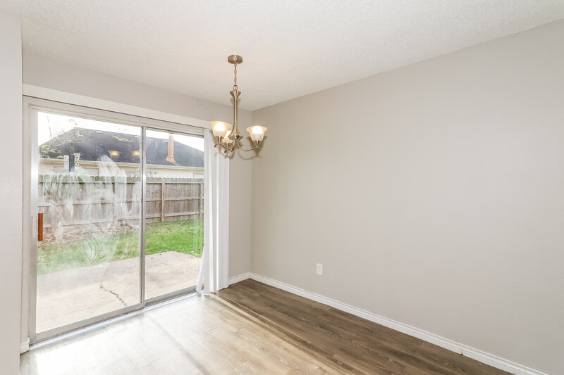 1,920/Mo, 10911 Kirkbud Ln Houston, TX 77089 Dining Room View