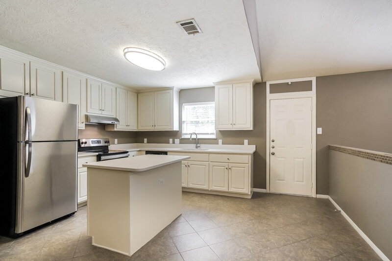 1,925/Mo, 16376 Many Trees Ln Conroe, TX 77302 Kitchen View