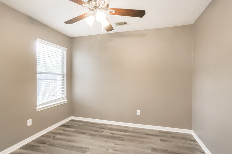 1,925/Mo, 16376 Many Trees Ln Conroe, TX 77302 Kitchen Area View 3