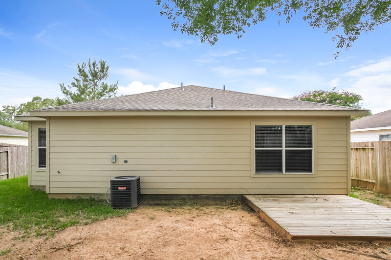 1,925/Mo, 16376 Many Trees Ln Conroe, TX 77302 Rear View