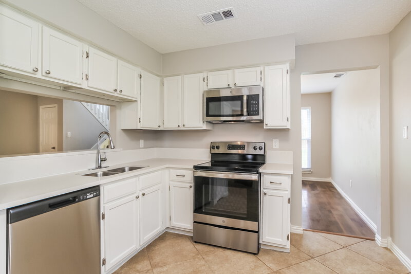 2,315/Mo, 4206 Stallion Brook Ln Spring, TX 77388 Kitchen View 2