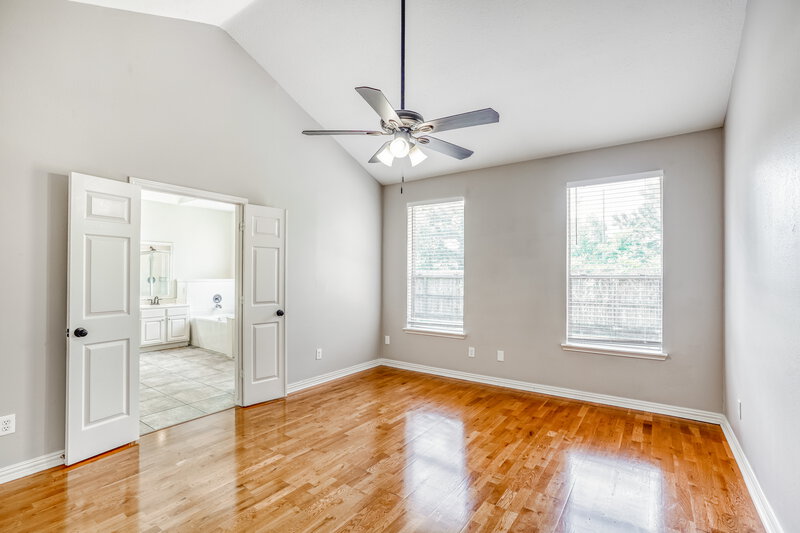 2,170/Mo, 7106 Blanco Pines Dr Humble, TX 77346 Main Bedroom View 2