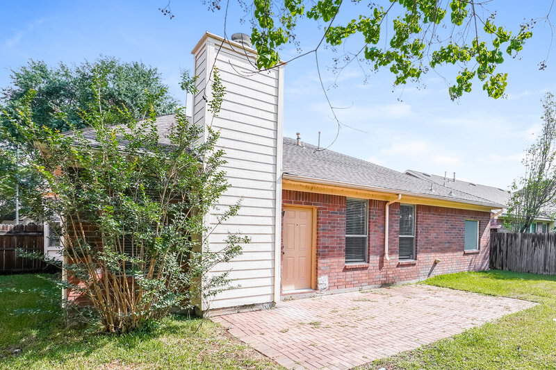 2,170/Mo, 7106 Blanco Pines Dr Humble, TX 77346 Rear View