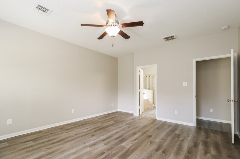 1,775/Mo, 18460 Sunrise Maple Dr Montgomery, TX 77316 Main Bedroom View